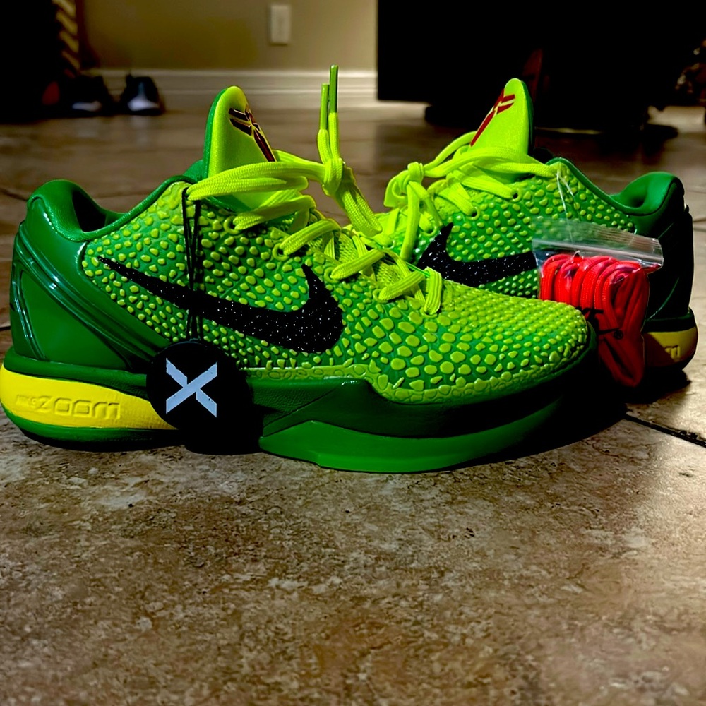 Limited edition, Kobe six grinch